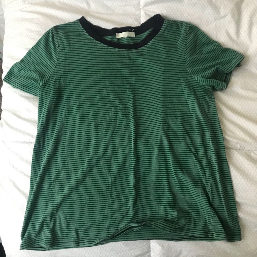urban outfitters comfy t-shirt size medium